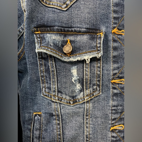 Zara Distressed Denim Jacket for Women - Picture 9 of 11